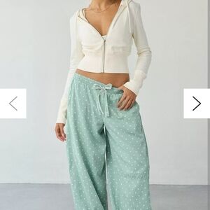 NWT Urban Outfitters Out From Under Green Polka Dot Jogger Pijamas